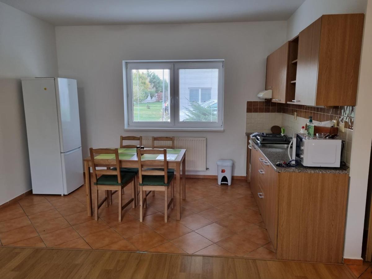 Apartman 501 Biely Kostol المظهر الخارجي الصورة